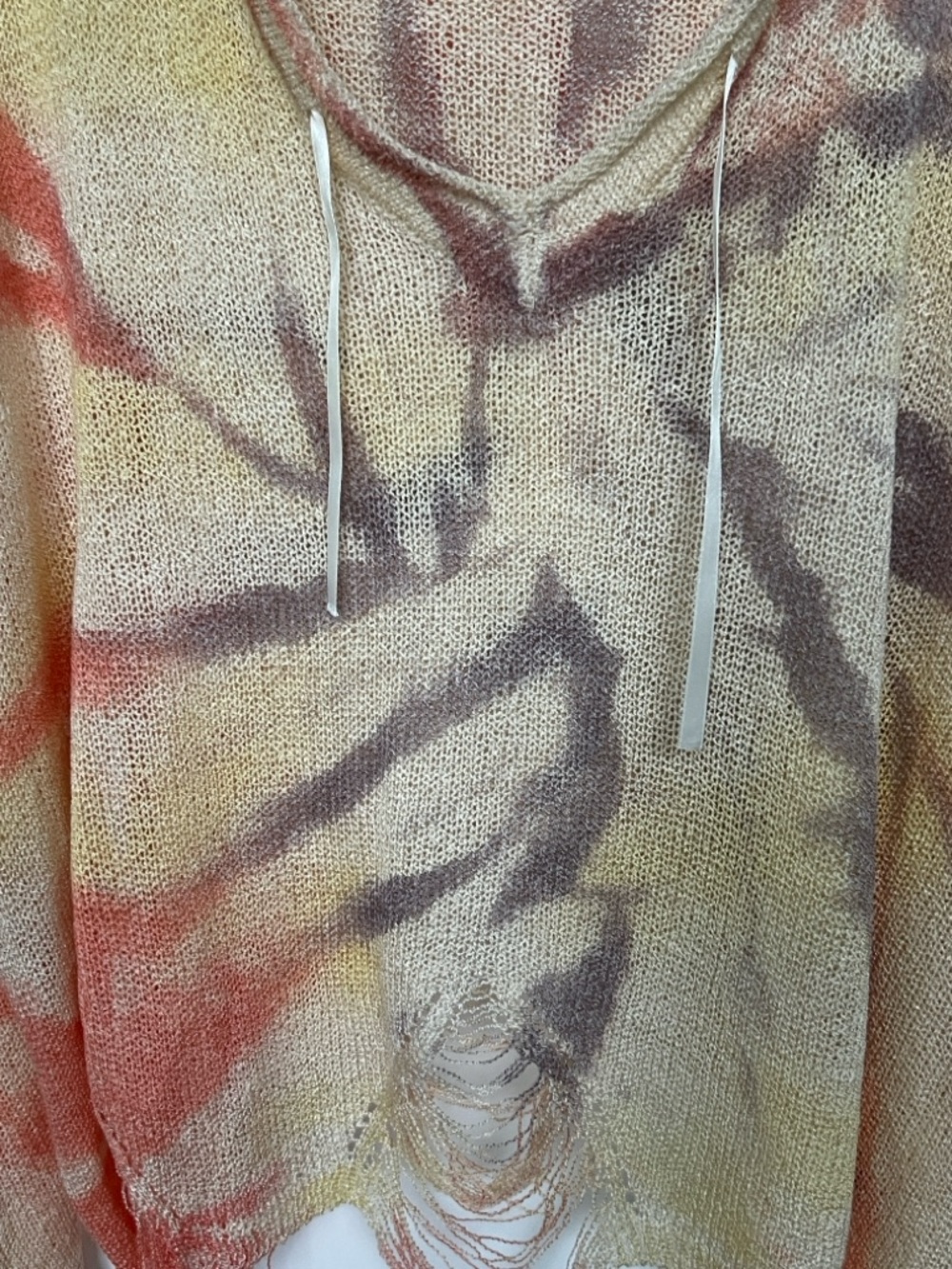 POL Tie-Dye Hooded Lightweight Distressed Sweater - Picture 4 of 6